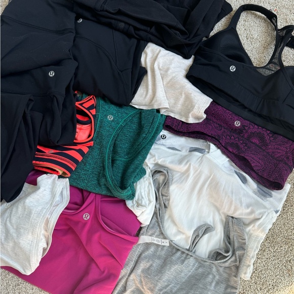 Lululemon Bundle Legging Tanks and Define Jacket - Picture 2 of 12